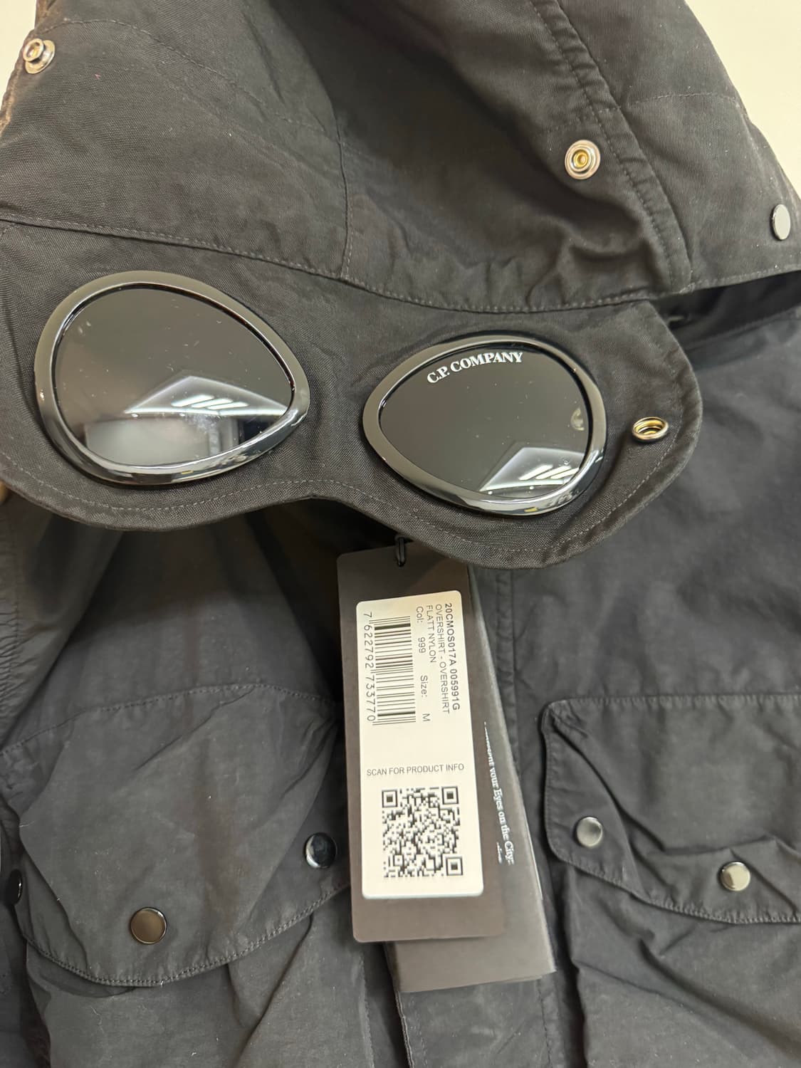 cp컴퍼니 26ss 플랫나일론 고글자켓 바람막이 상품이미지5