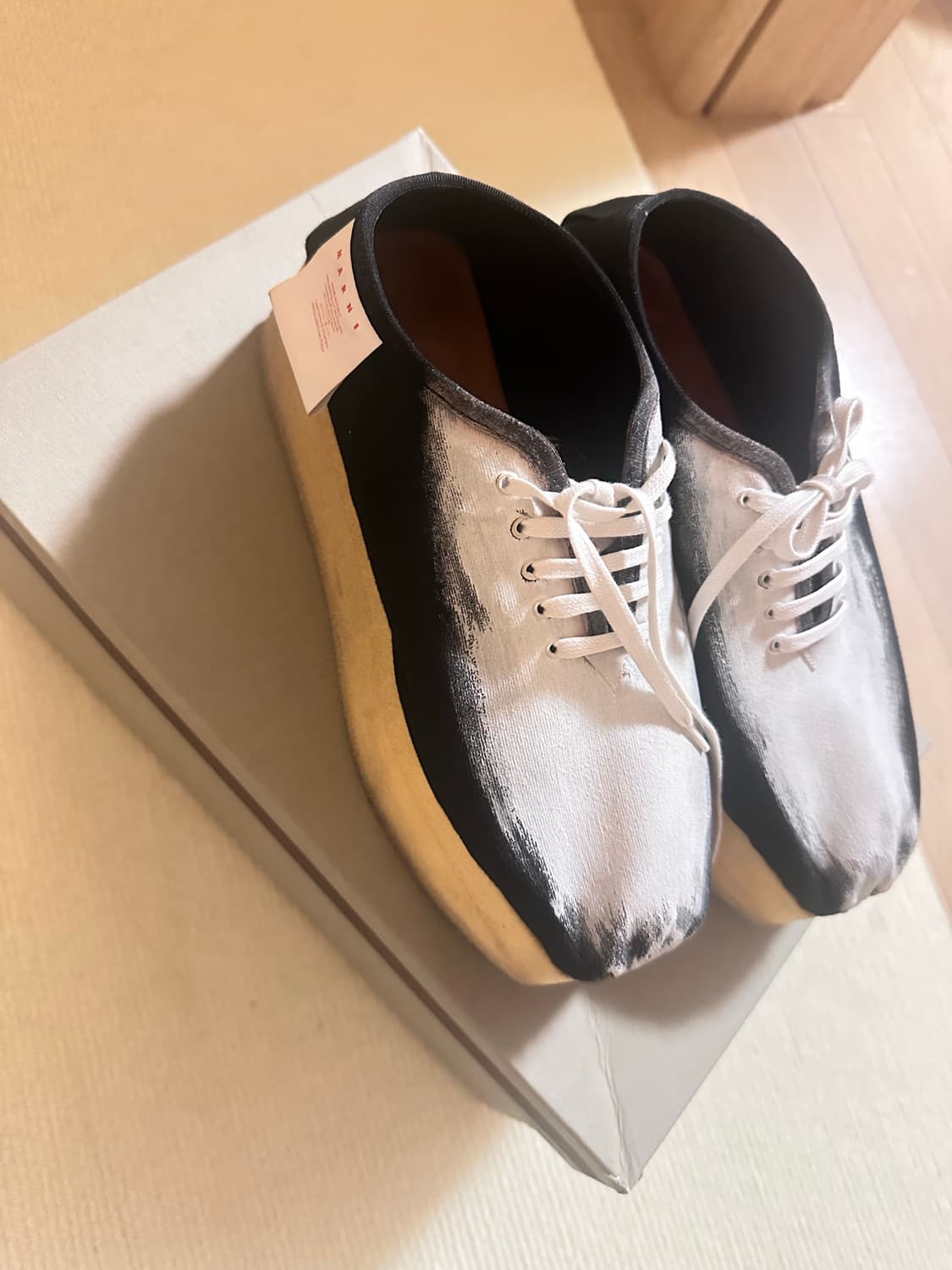 마르니 플랫폼 스니커즈 상품이미지1