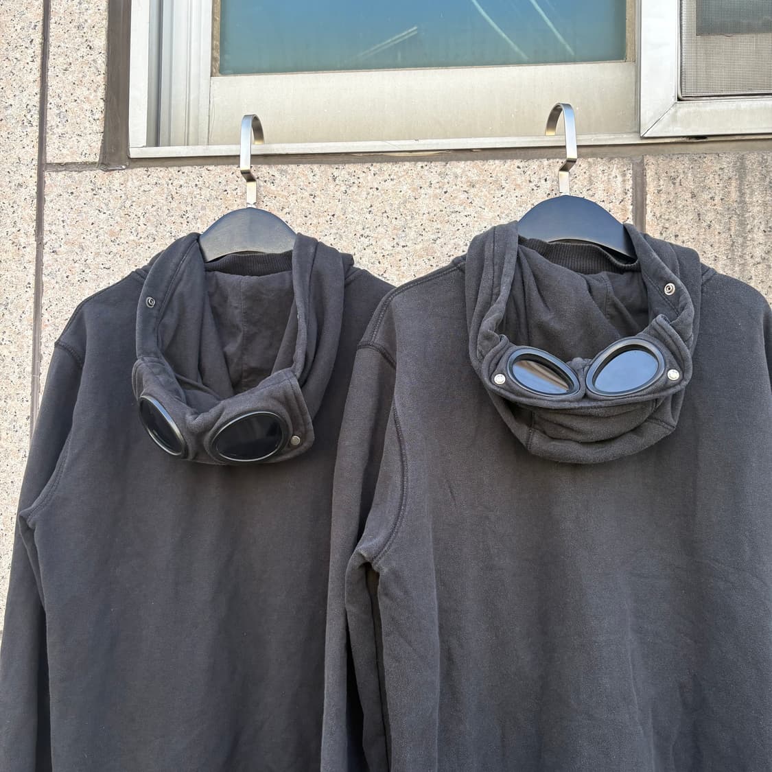 13FW 씨피컴퍼니 고글 후드 집업 상품이미지9