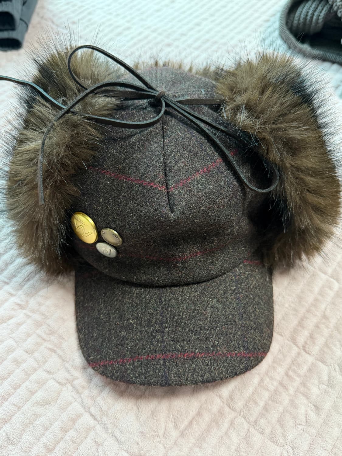 오픈와이와이 FAUX FUR EARFLAP CAP  상품이미지2