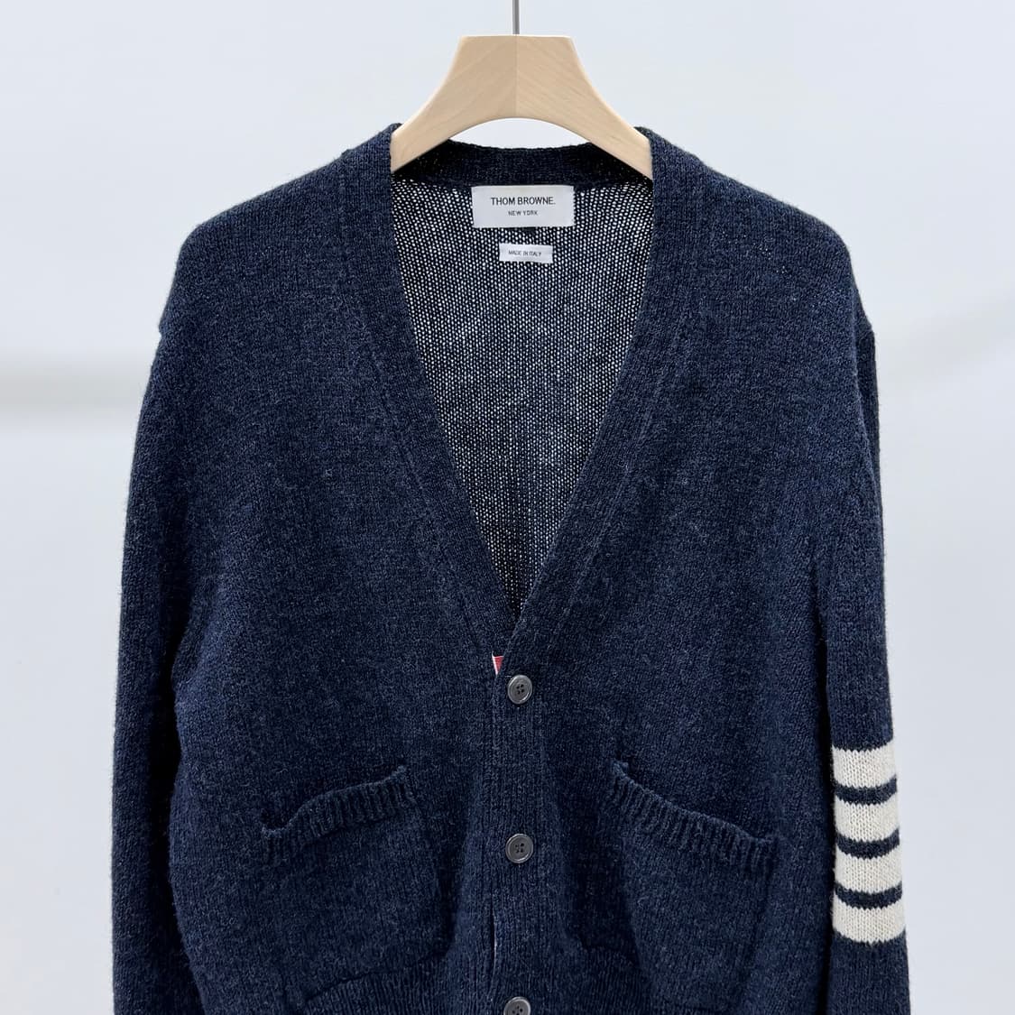 [S급/3] 톰브라운 사선완장 셰틀랜드 울 가디건 네이비 상품이미지3