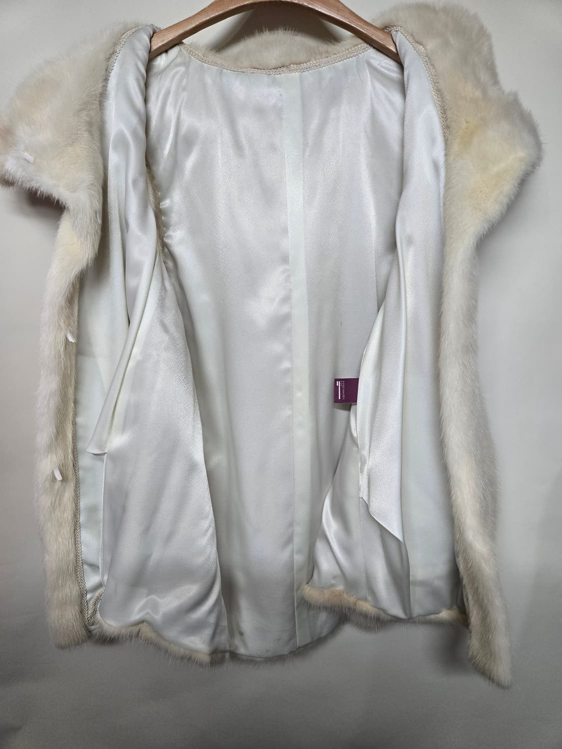 Burgundy Quality 밍크 후드 베스트 아이보리 코펜하겐퍼 버건 상품이미지3