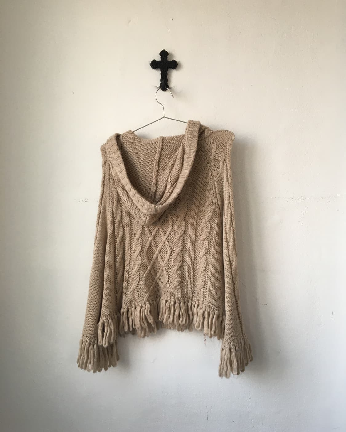 Fringe cable pattern hood knit cardigan 상품이미지3