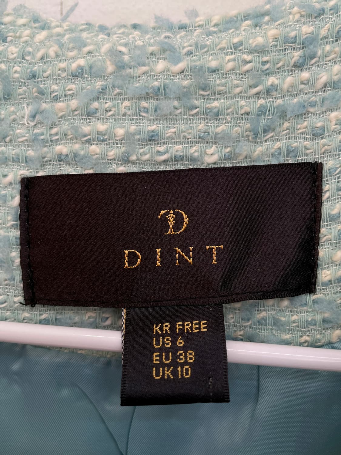 딘트(DINT) 민트 골드버튼 트위드 케이프 자켓 상품이미지7