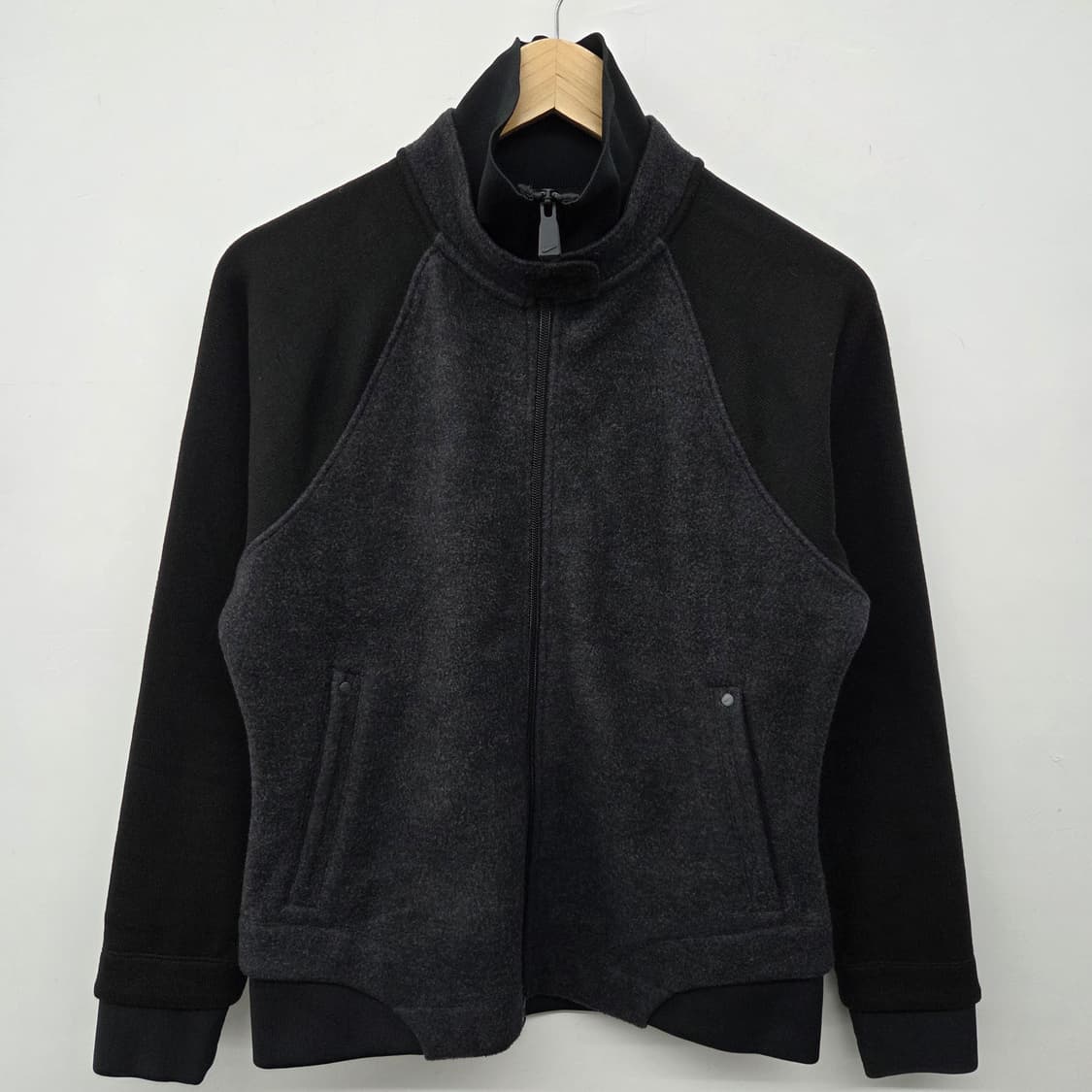 나이키골프 블랙/챠콜 그레이 집업 자켓 여L 상품이미지2