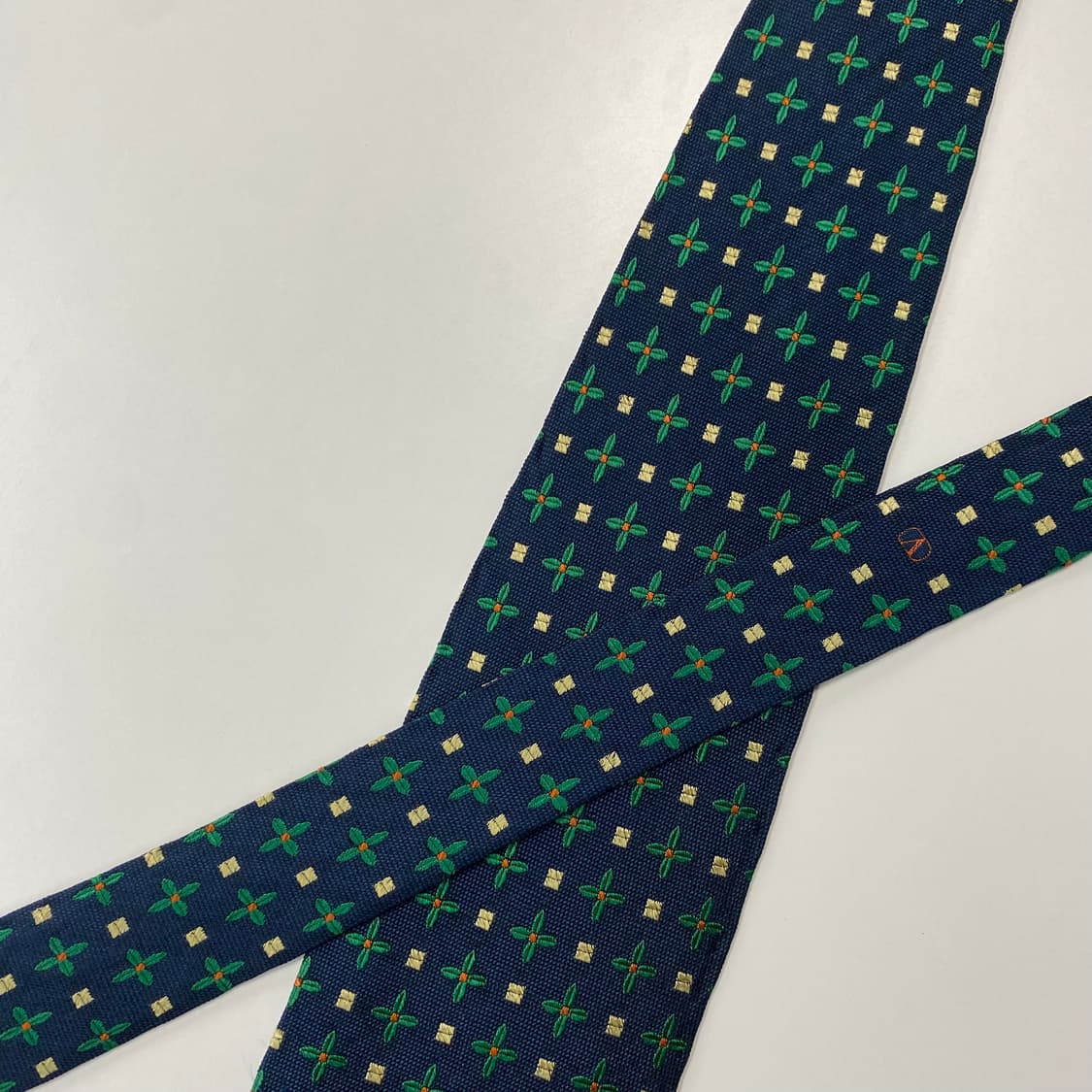 발렌티노(VALENTINO) 심플로고 정품 명품 넥타이 상품이미지4