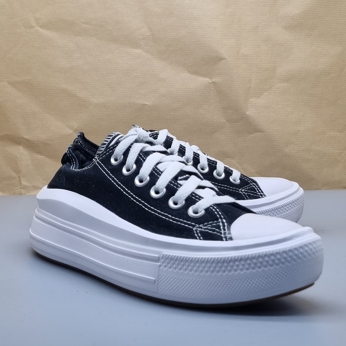 컨버스 올스타 무브 블랙 여성스니커즈 230 상품이미지1