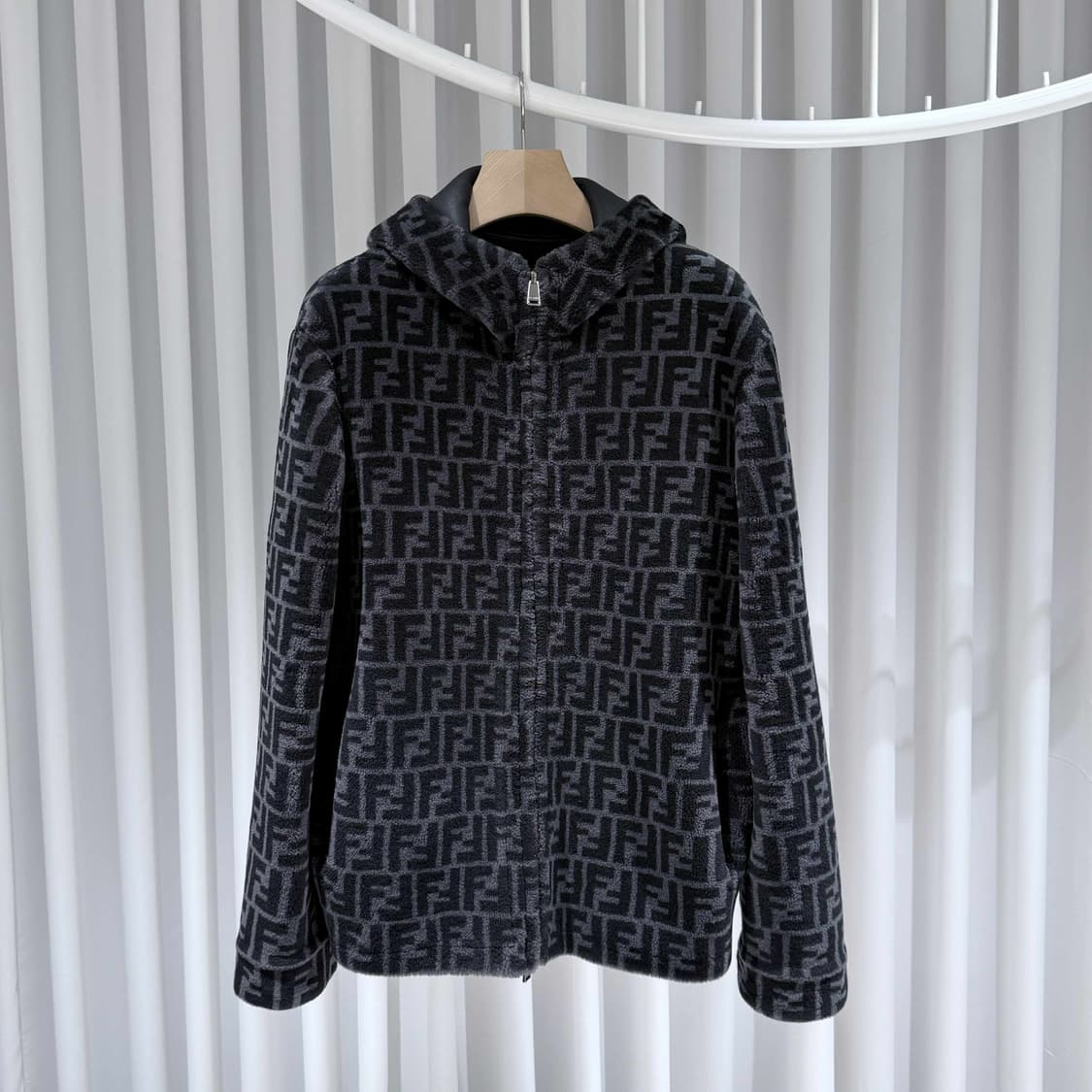 50 / 펜디 시어링 레더 리버시블 무스탕  상품이미지2