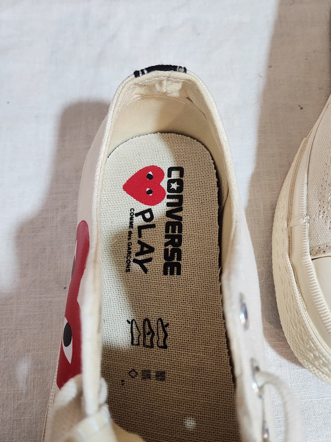 꼼데가르송 컨버스 척테일러 70 로우 아이보리
새상품 255 상품이미지6