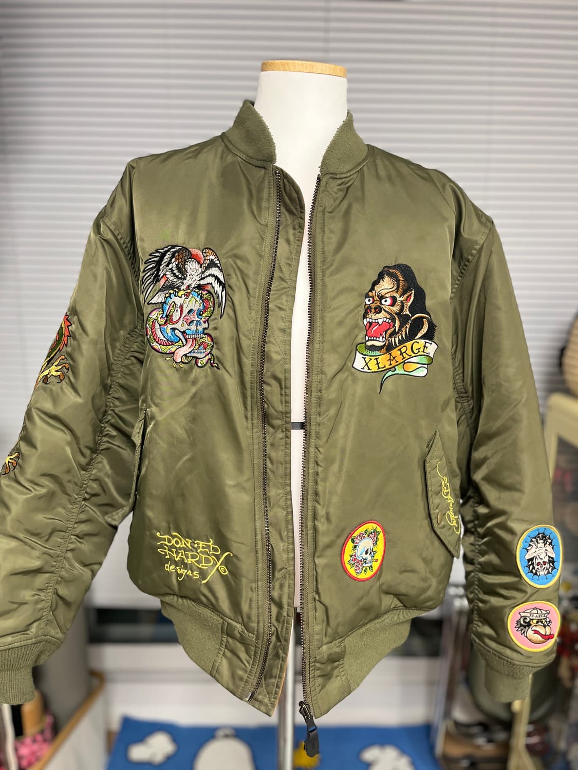 엑스라지 X 에드하디 양면 자수 MA-1 올리브자켓 L 상품이미지2