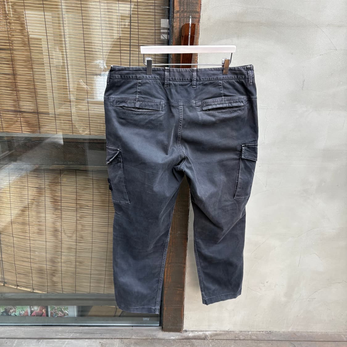 스톤아일랜드 가먼트 다이드 카고 팬츠 상품이미지5