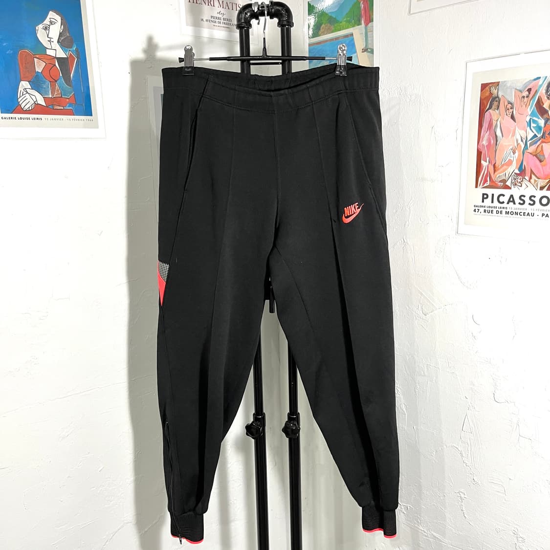 나이키 자수로고 트레이닝 팬츠 상품이미지1