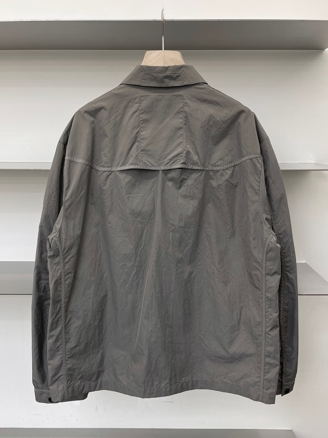 어콜드월 22ss 트렐릭 나일론 집 자켓 상품이미지4