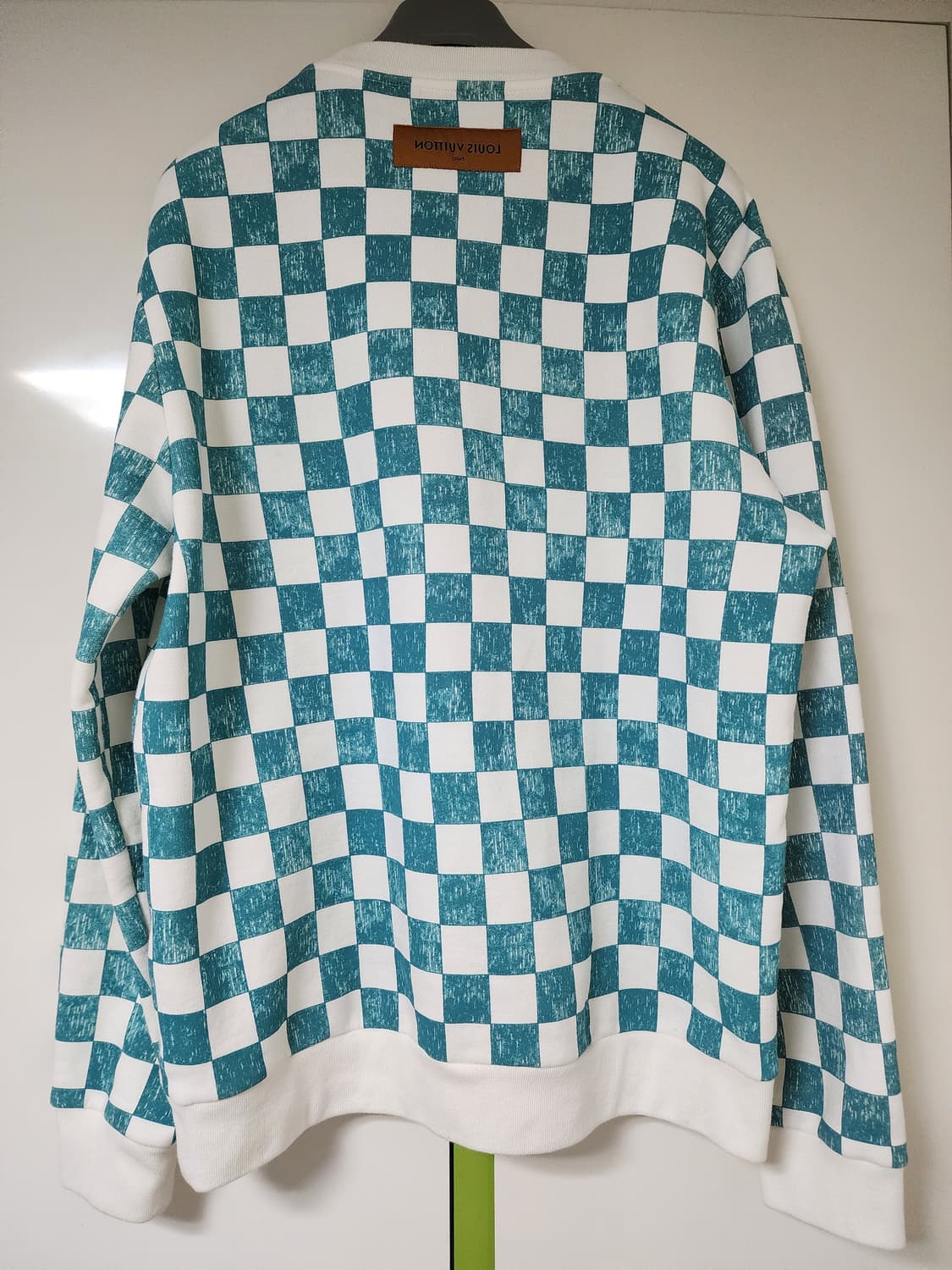 루이비통 다미에 체크 맨투맨 티셔츠 XXL 105-110사이즈 상품이미지2