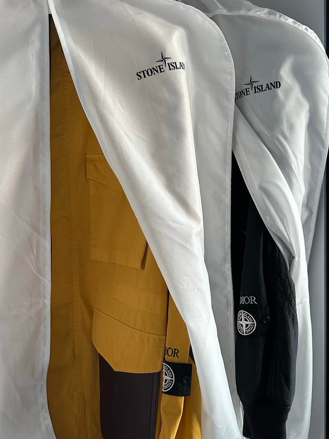 스톤아일랜드 x 디올 콜라보 세타 블루종 24fw 새상품 상품이미지6