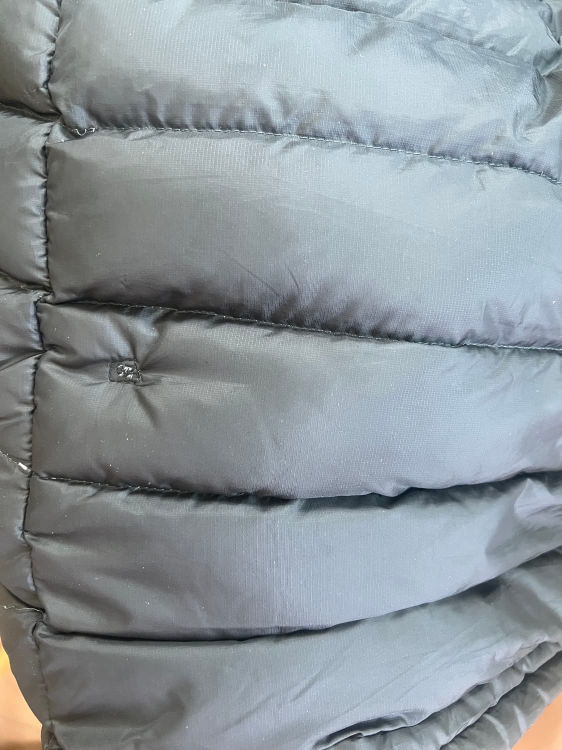 슈프림 마이크로 다운 하프 집 후드 풀오버 블랙 - 25FW 상품이미지5