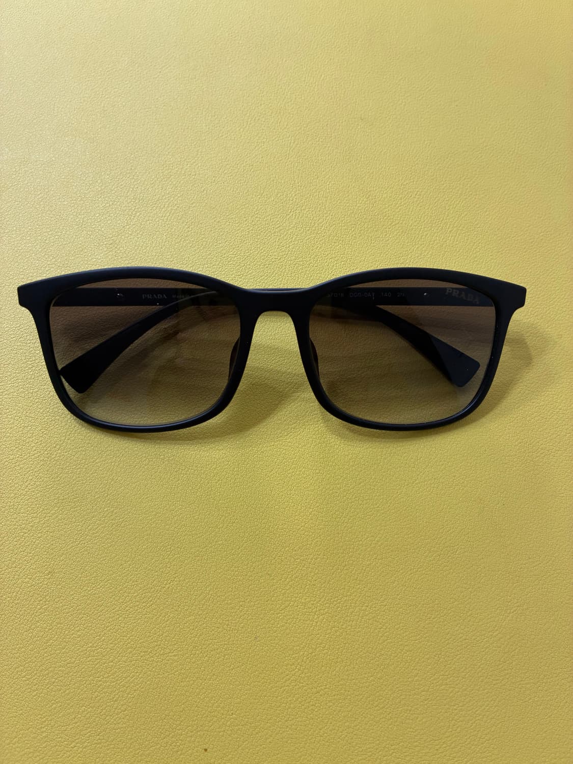 Prada 프라다스포츠 선글라스 SPS01T-F — 블랙 상품이미지9