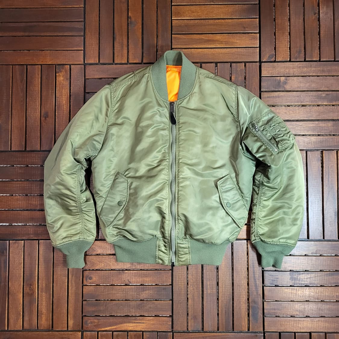 알파인더스트리 MA-1 자켓 (M) 상품이미지1