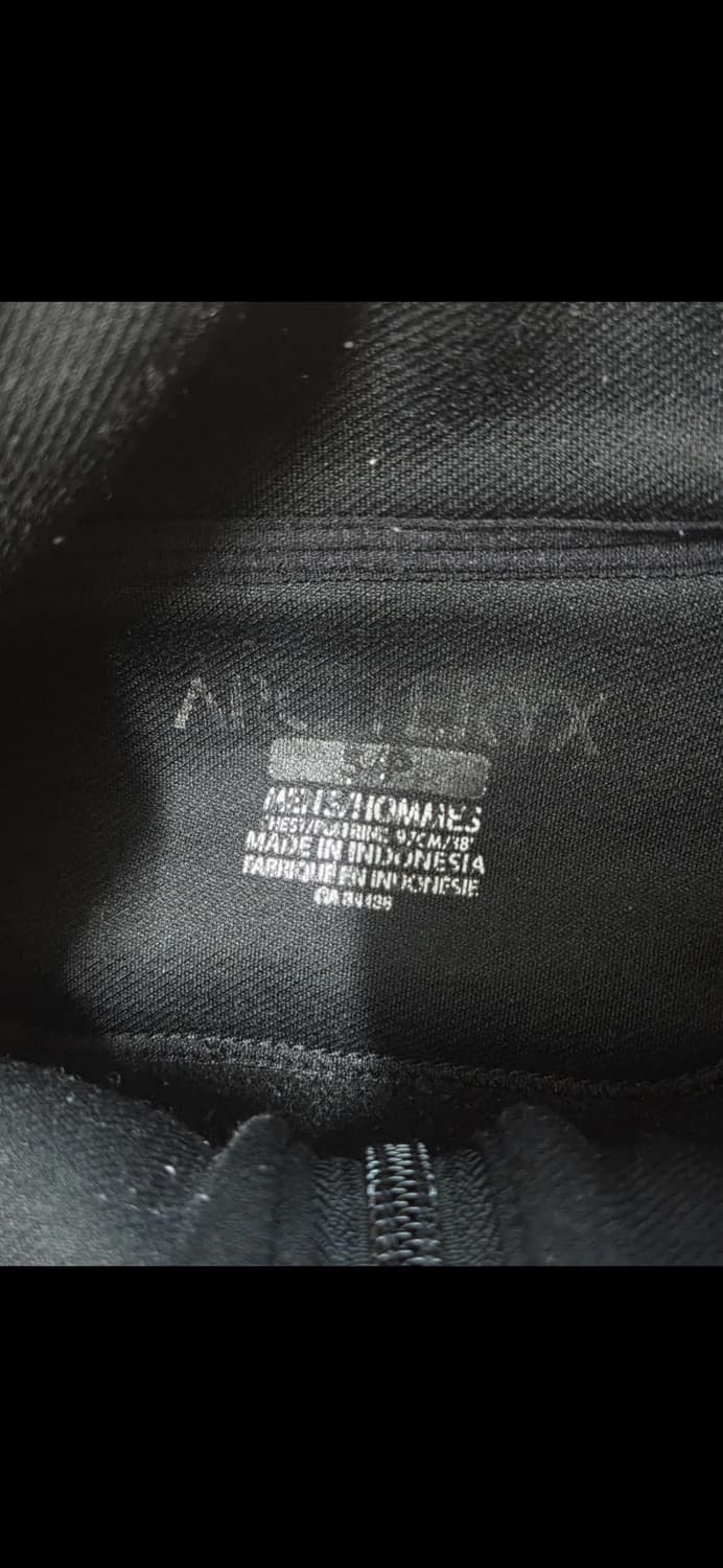 아크테릭스 블랙 집업 자켓 s 상품이미지3