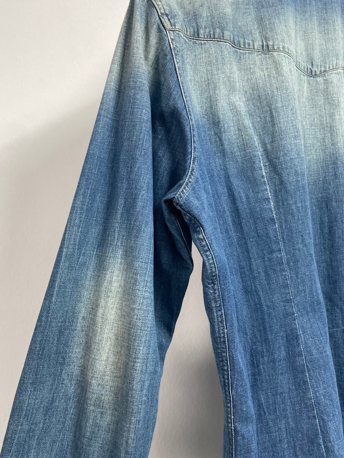 돌체앤가바나 워시드 데님 셔츠 (on.614)   상품이미지5