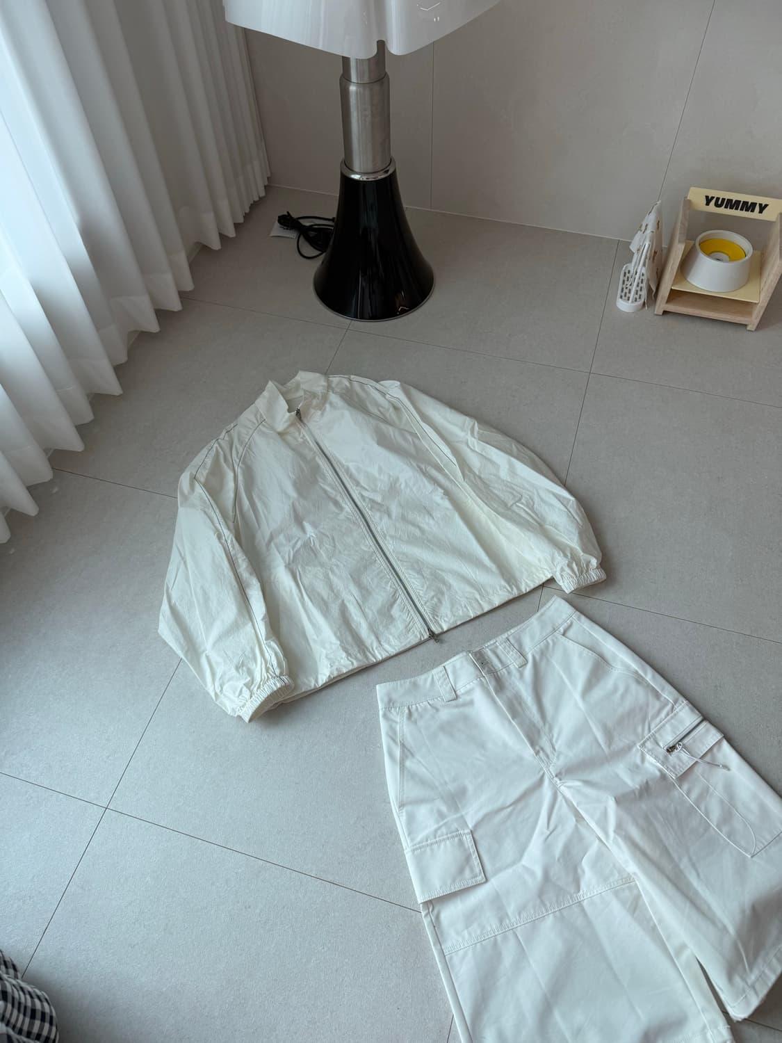 [ONE SIZE,M] 마뗑킴 로고 코팅 자켓 아이보리 + 카고 팬츠 상품이미지7