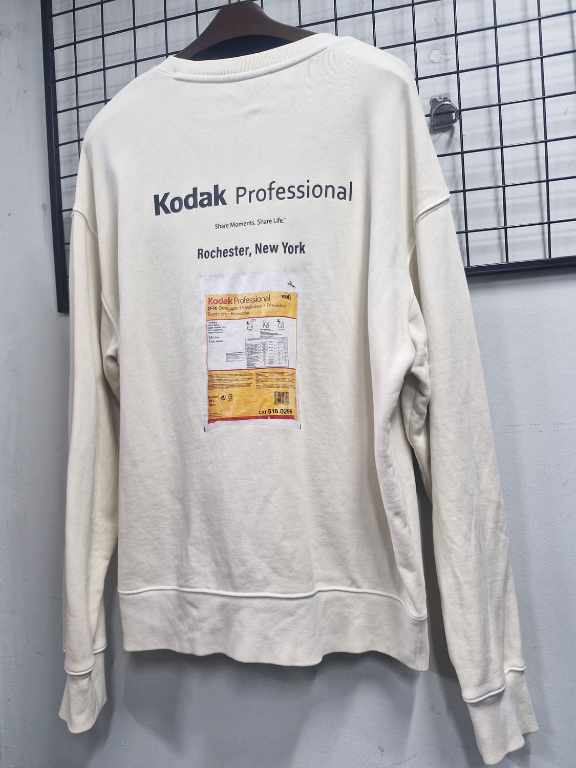 100-105XL 코닥 메일러 피그먼트 워싱 맨투맨. 상품이미지8