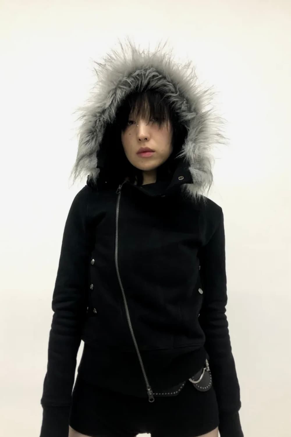 UNBALANCED FUR HOODIE 양도 받습니다.. 상품이미지1