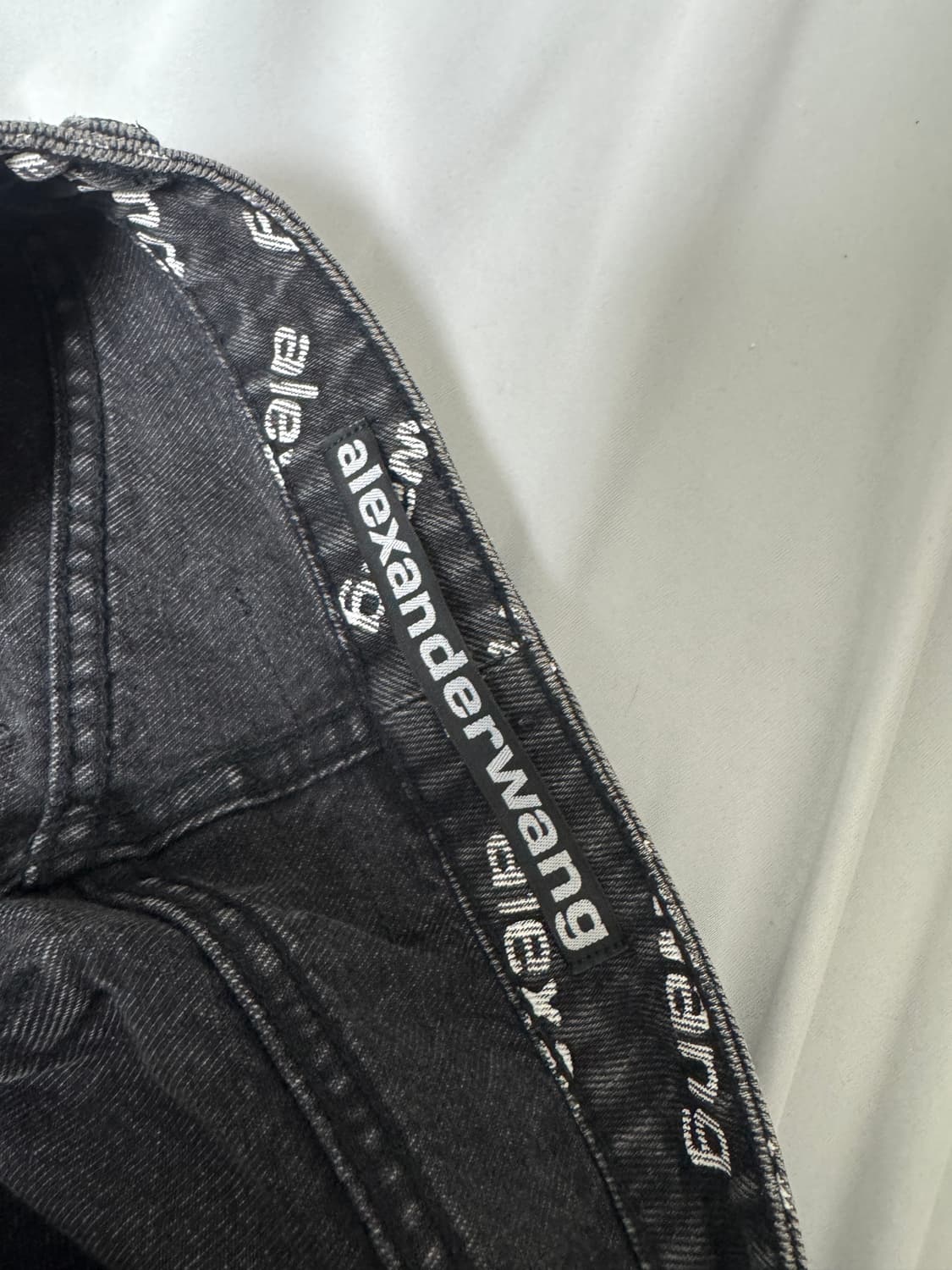 (61만) 알렉산더왕 바이트 로고 데님 쇼츠 상품이미지3