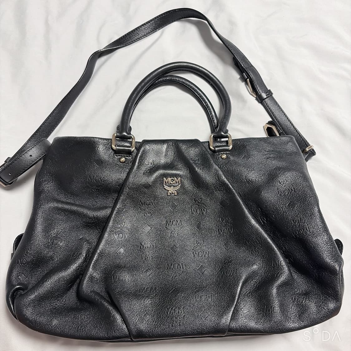MCM 엠씨엠 블랙 토트겸 크로스백 상품이미지1