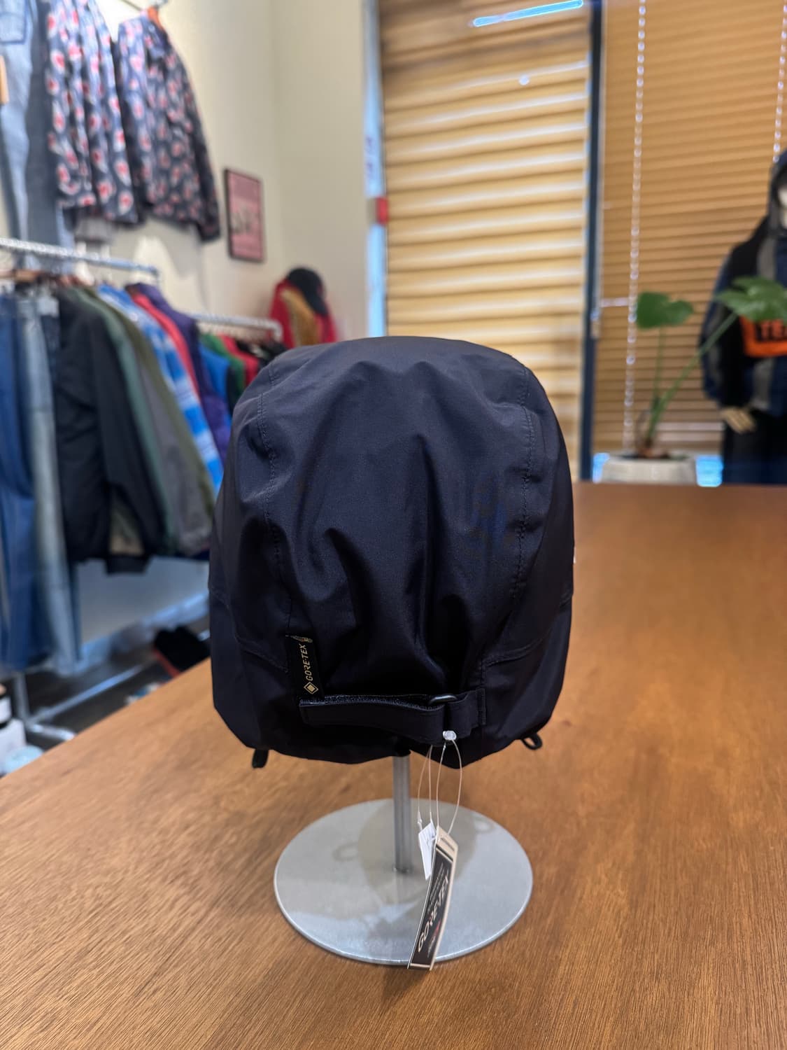 [S-M] 슈프림 고어텍스 이어플립 캡 블랙 24FW 상품이미지5