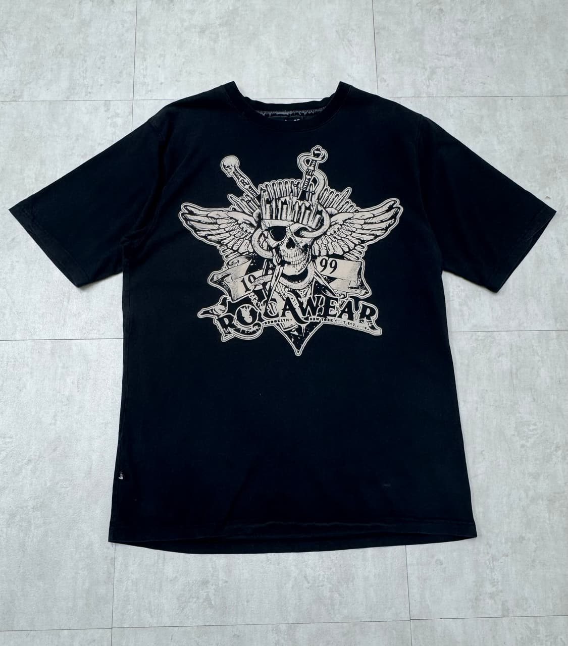 •로카웨어 스컬 그래픽 반팔 티셔츠 상품이미지1