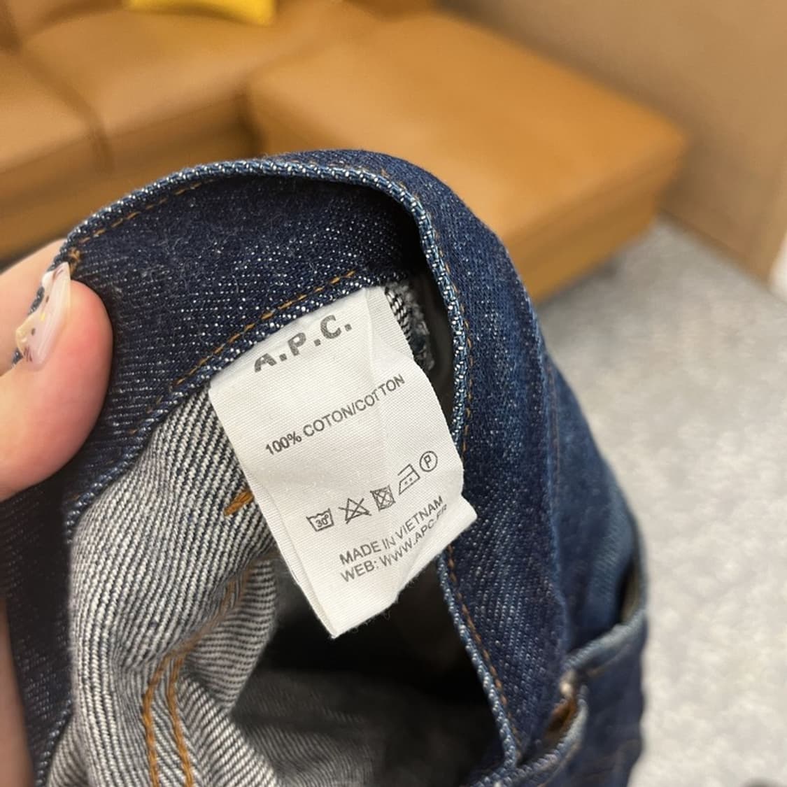 아페쎄 A.P.C 쁘띠 뉴 스탠다드 셀비지 청바지 30인치 C05872 상품이미지6
