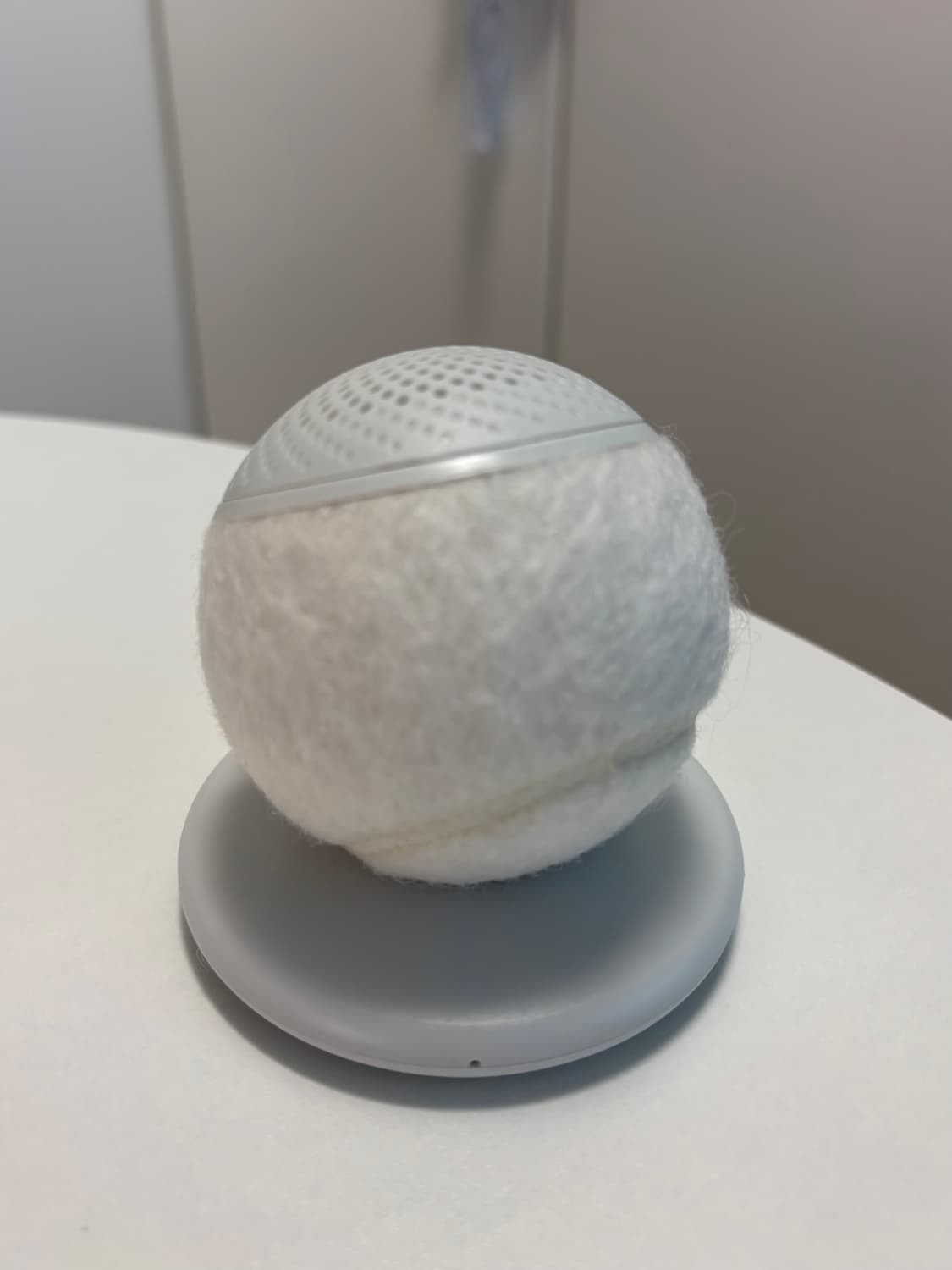 HearO Off-white Speaker 히어오 테니스공 스피커 상품이미지5