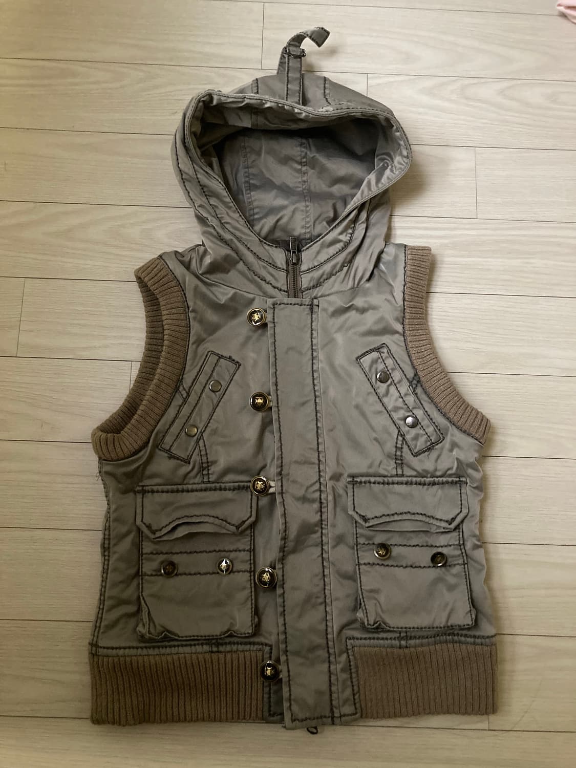 dimensional padding vest 상품이미지1