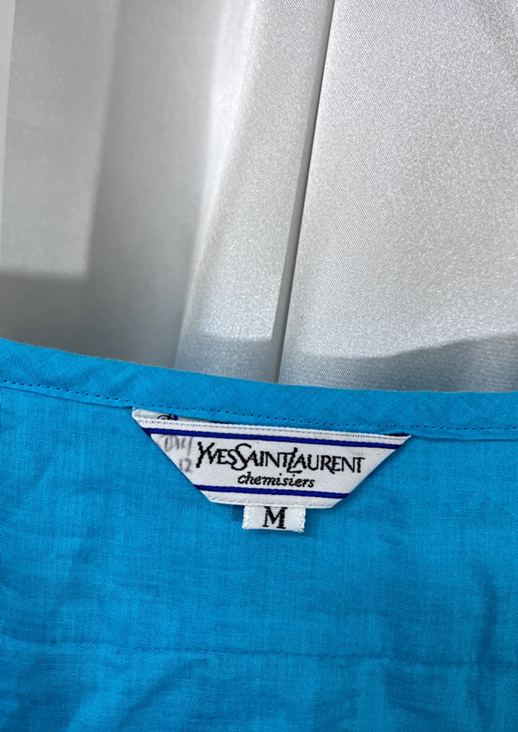 YVES SAINT LAURENT 상품이미지3