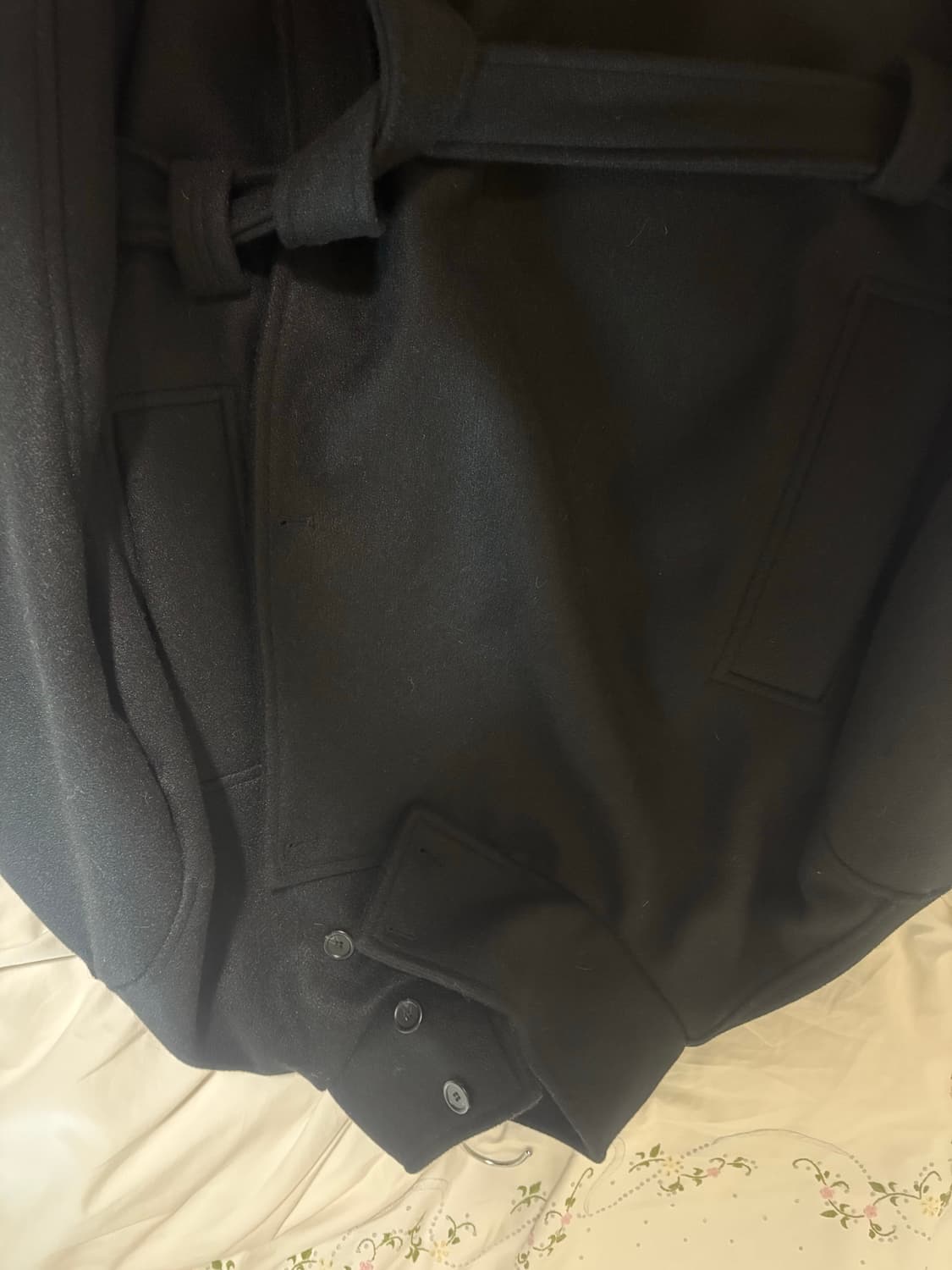 블랙업 코트 상품이미지1