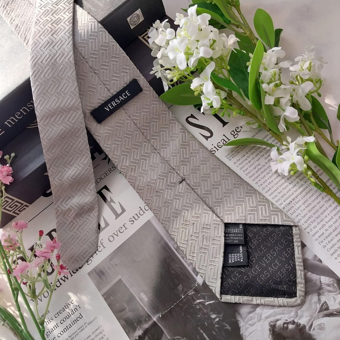 베르사체 실크 시그니처 자카드 넥타이 8.7cm A+등급 K1640
 상품이미지5