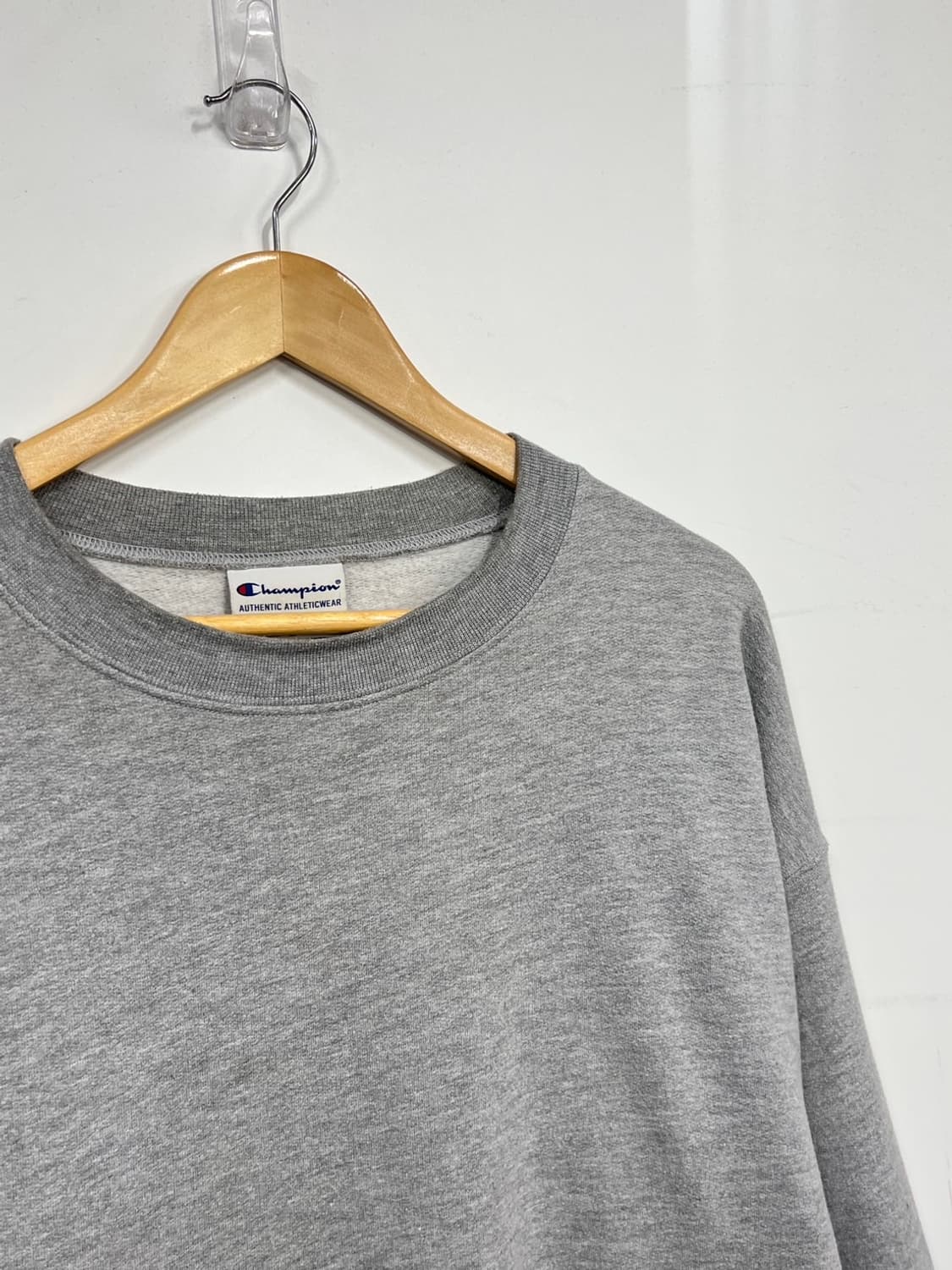 챔피온 어센틱 애슬레틱웨어 기모 맨투맨 상품이미지2