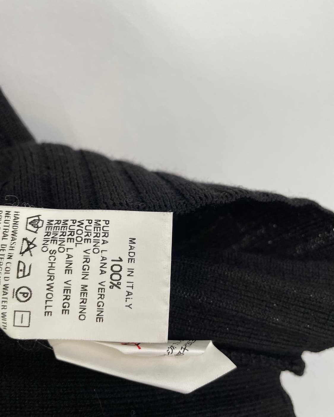 아르마니 목폴라 니트 상품이미지8