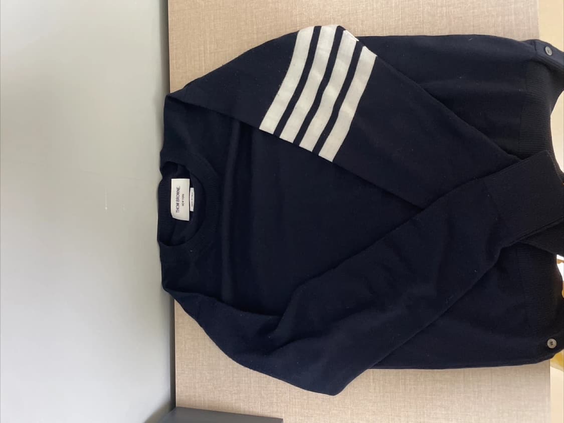 (새상품)26ss 톰브라운 메리노울 니트 1사이즈 팝니다 상품이미지1