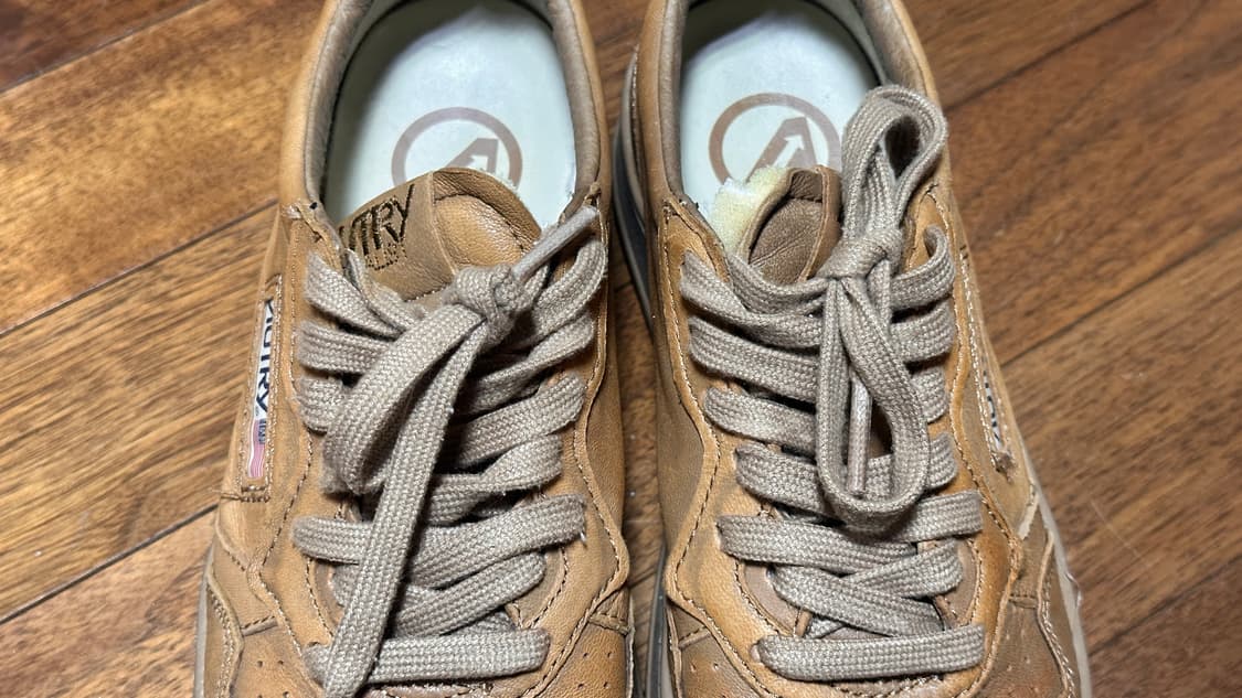 오트리 메달리스트 베이지 고트스킨 상품이미지6