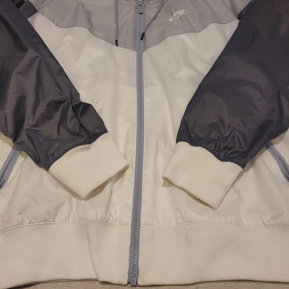 나이키 윈드러너 바람막이 L 상품이미지3