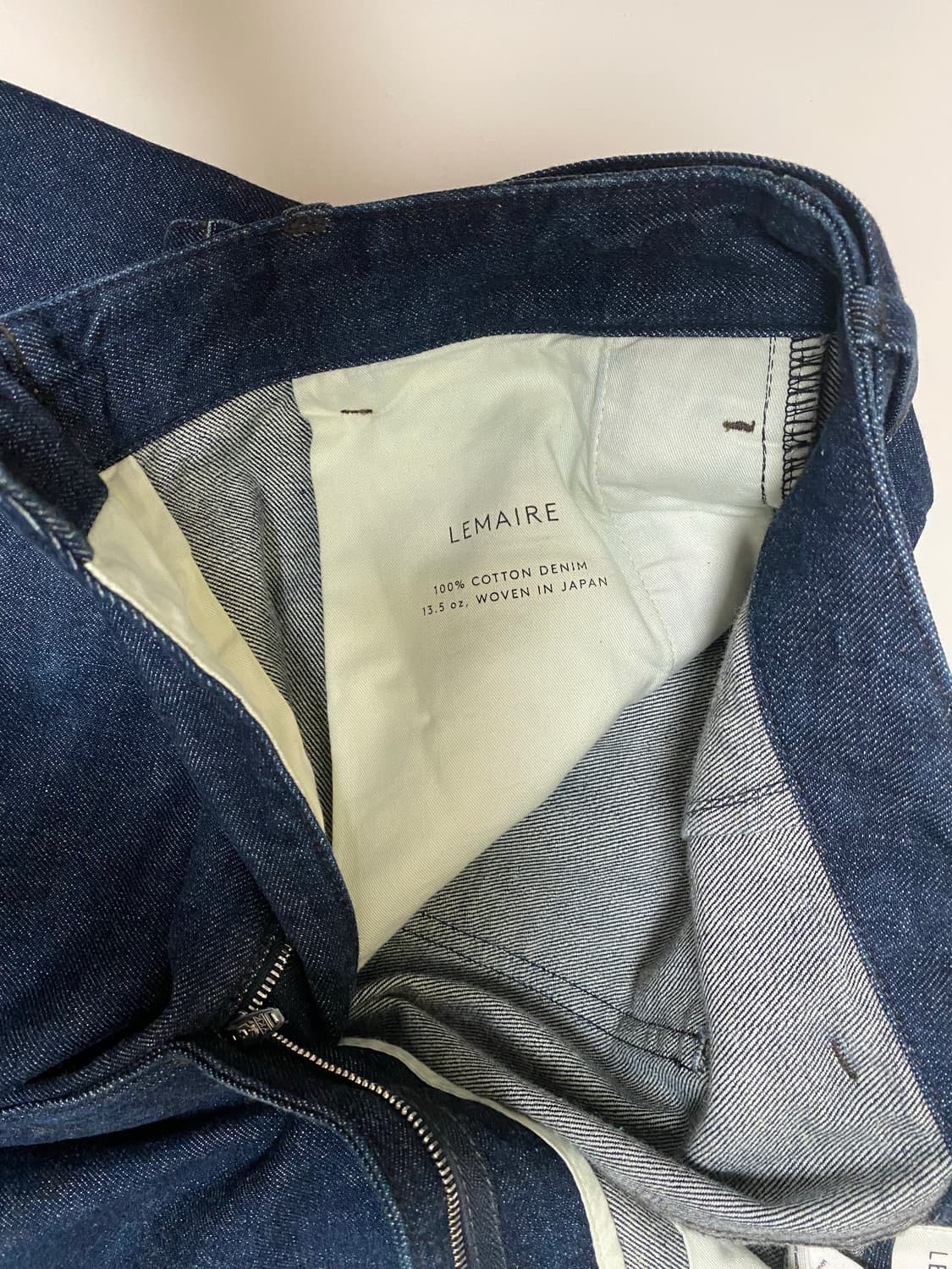 르메르 트위스트 벨티드 팬츠 인디고 L사이즈 판매합니다 상품이미지3