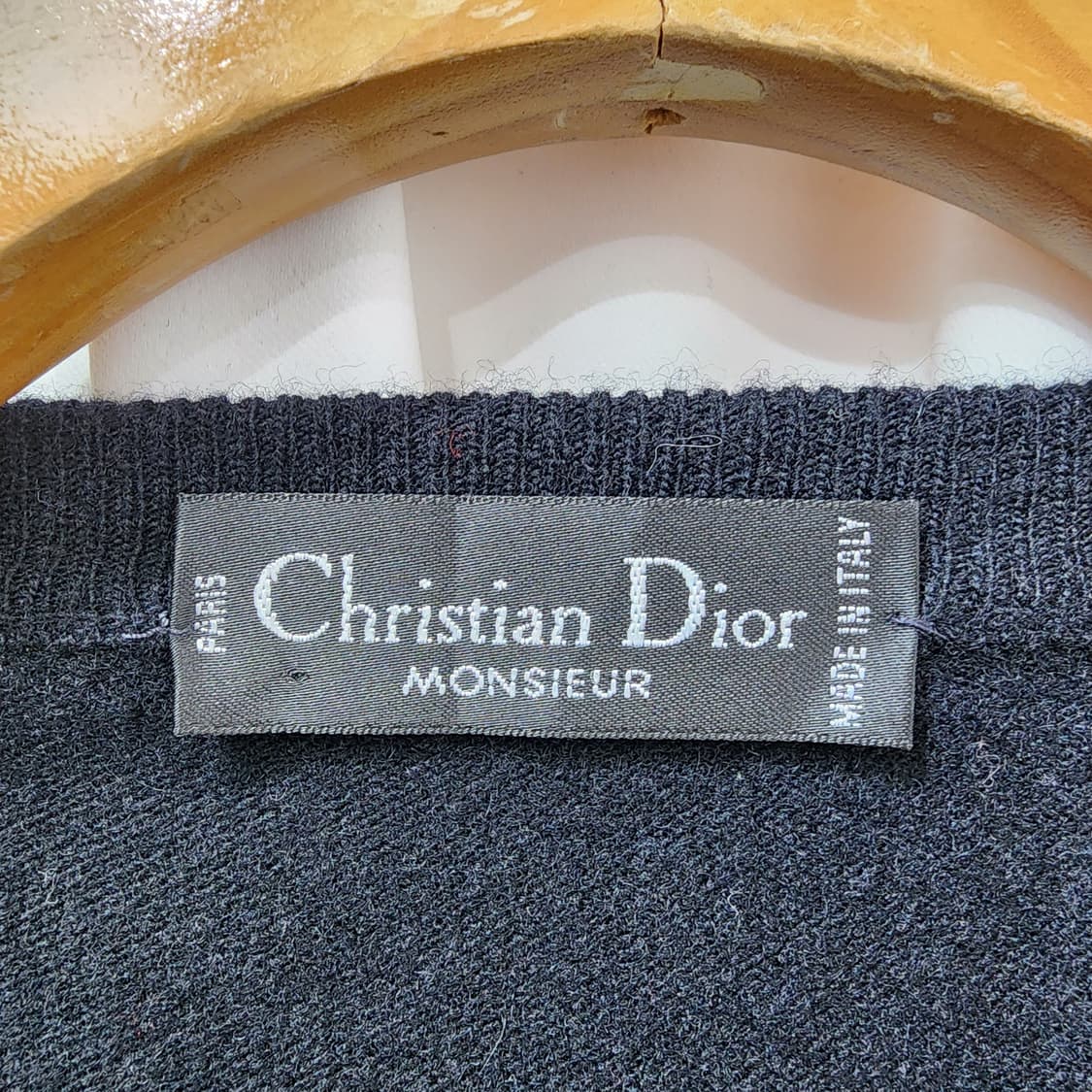 디올(ChristianDior) 브이넥 니트 상품이미지5