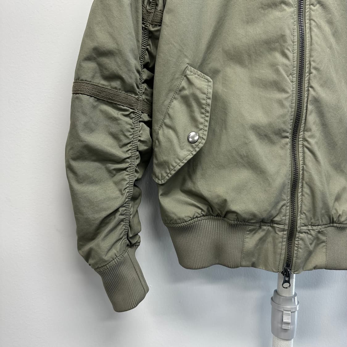 H&M 투웨이 밀리터리 봄버 자켓 상품이미지3