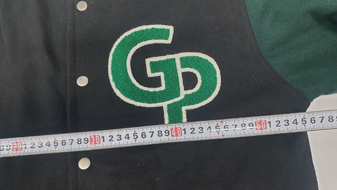 곰표 4XR 바시티 자켓 검/녹 상품이미지4