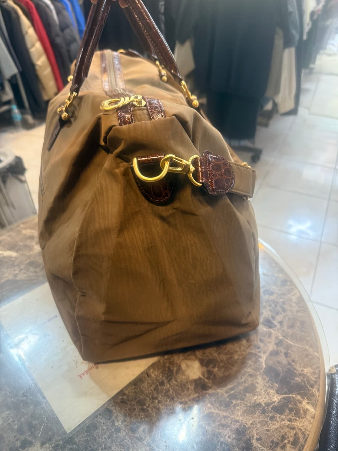 정품 발렌시아가 여행용 보스턴백 팝니다 상품이미지5