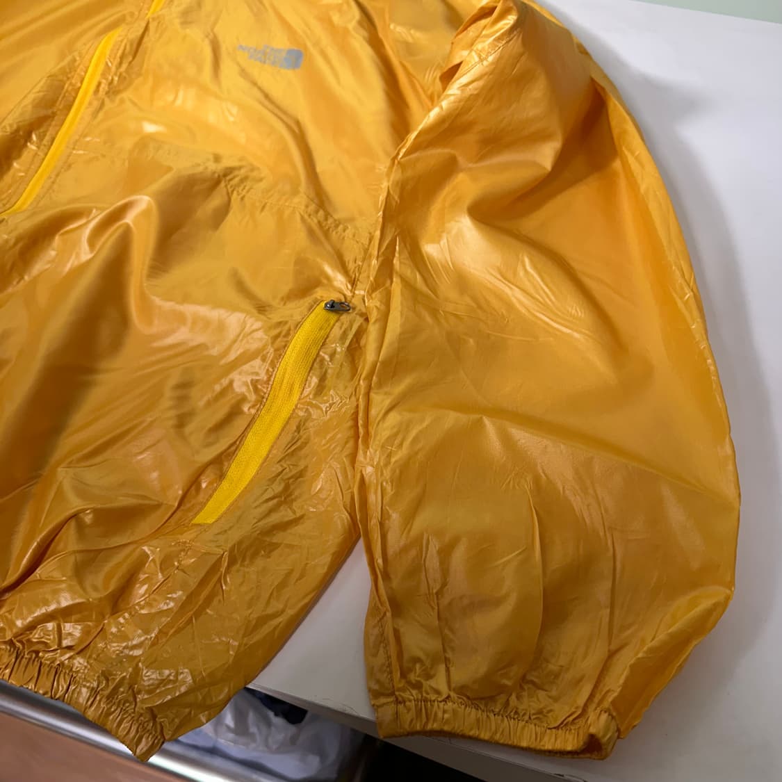 XL 노스페이스 머스타드 히드레인후디 경량 바람막이 상품이미지3