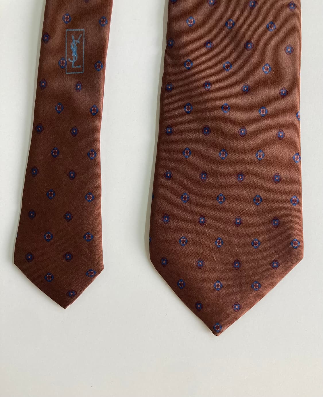 입생로랑 넥타이 상품이미지6