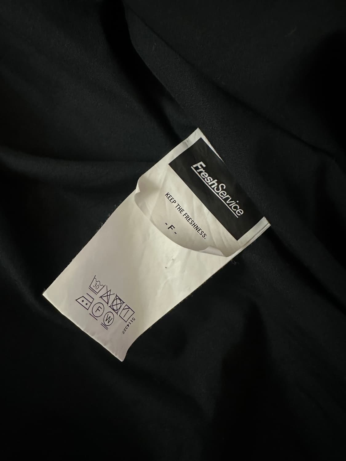 FreshService 프레쉬서비스 블랙 셔츠 F사이즈 상품이미지6